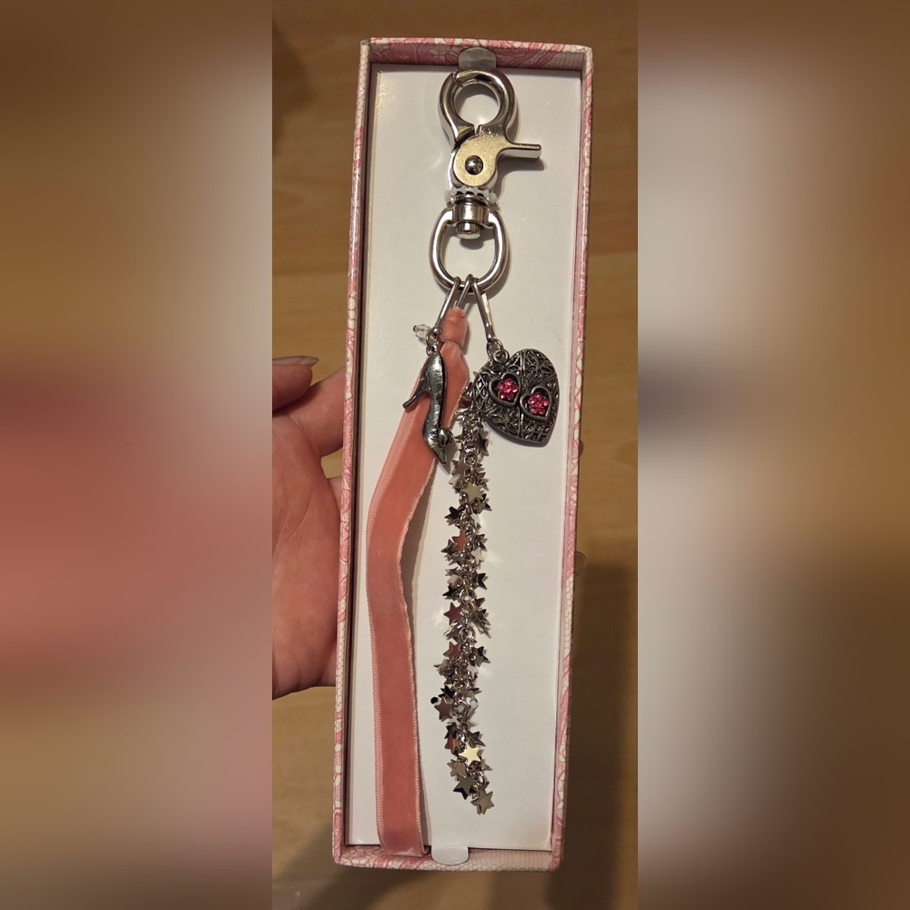 Tri-Coastal Handbag Charm Heart Heel Stars New In Box